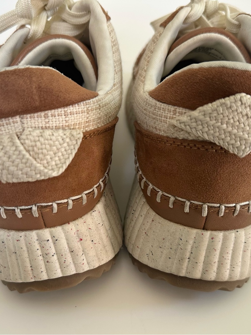 Universal Thread Sneakers - Picture 4 of 5